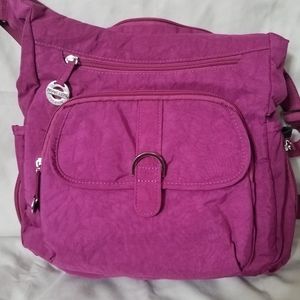 Travelon cross body RFID protection